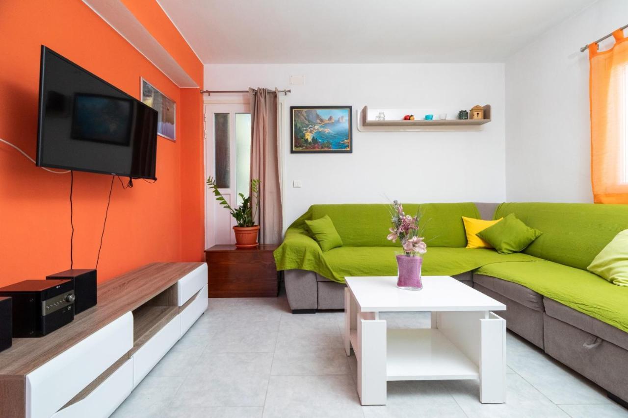 Olive'S Garden House Villa Вела Лука Екстериор снимка