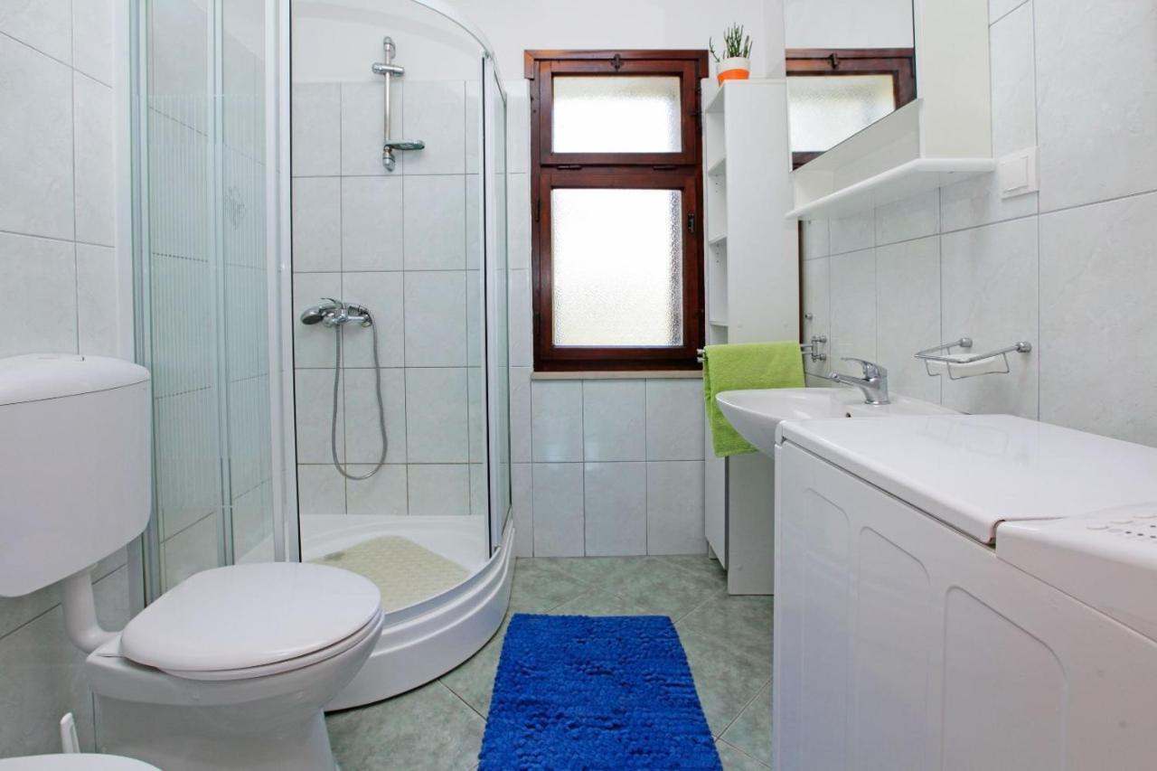 Olive'S Garden House Villa Вела Лука Екстериор снимка