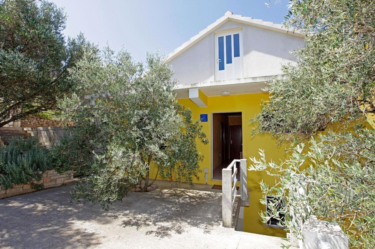 Olive'S Garden House Villa Вела Лука Екстериор снимка